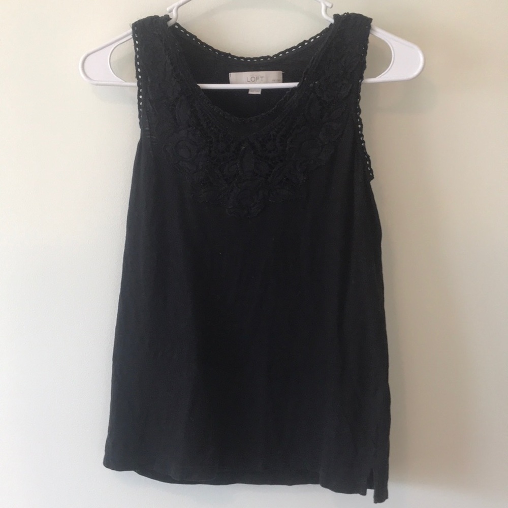 BLACK TOP WITH LACE DETAILS
